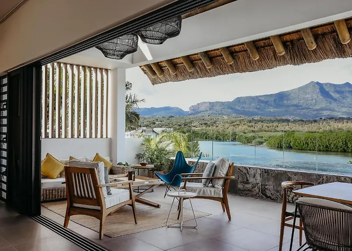 Penthouse Paradise - The Best Of The West